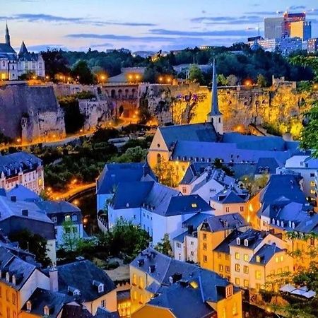 V4 - Chambre Double - 5 Minutes Du Luxembourg Apartment Villerupt Bagian luar foto