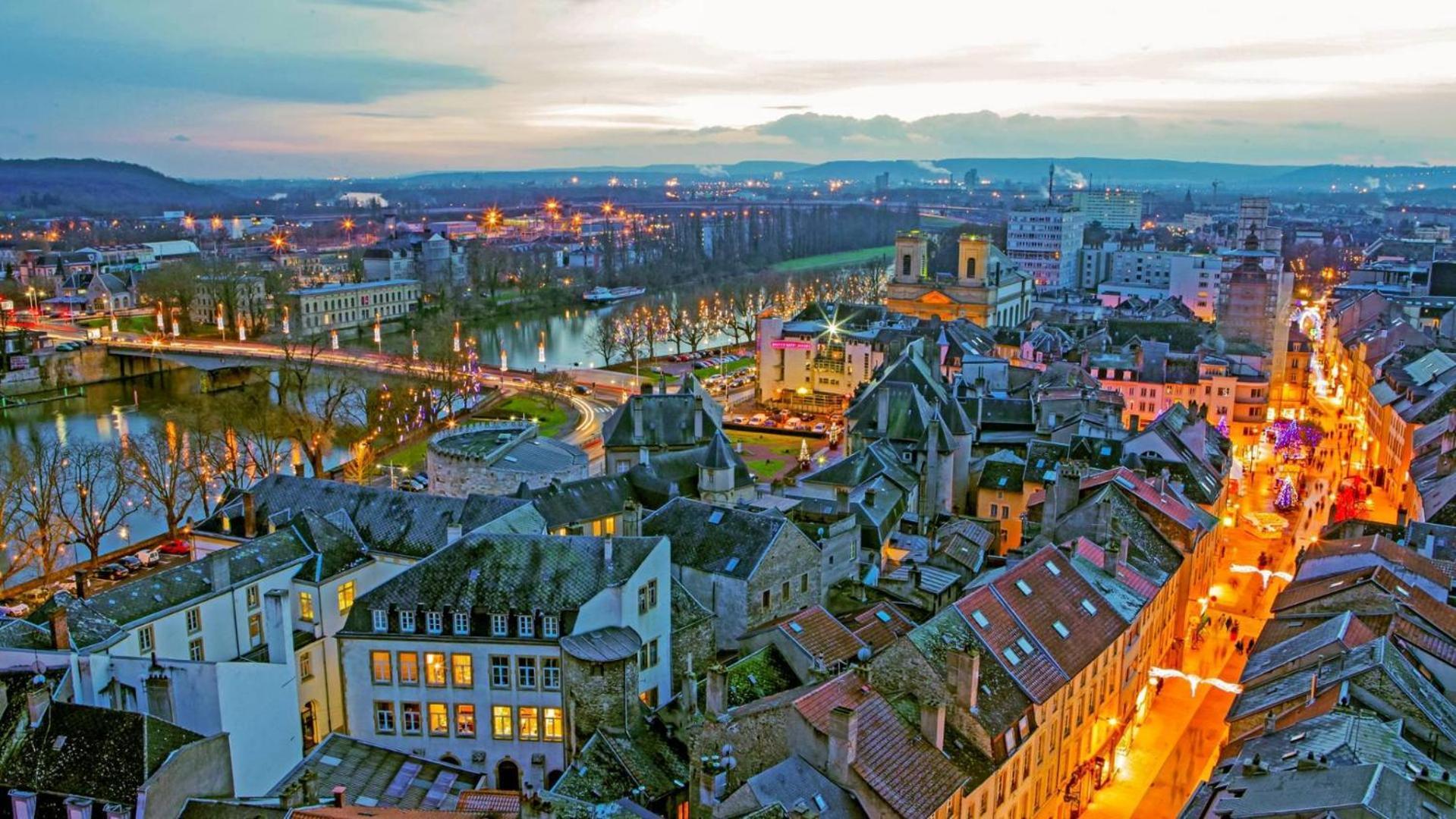 V4 - Chambre Double - 5 Minutes Du Luxembourg Apartment Villerupt Bagian luar foto